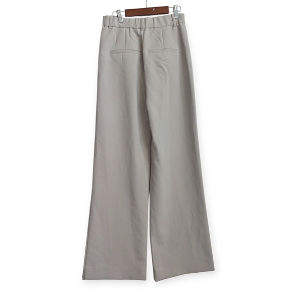 Elegant Gray Women's Pants - Picture 3 of 14